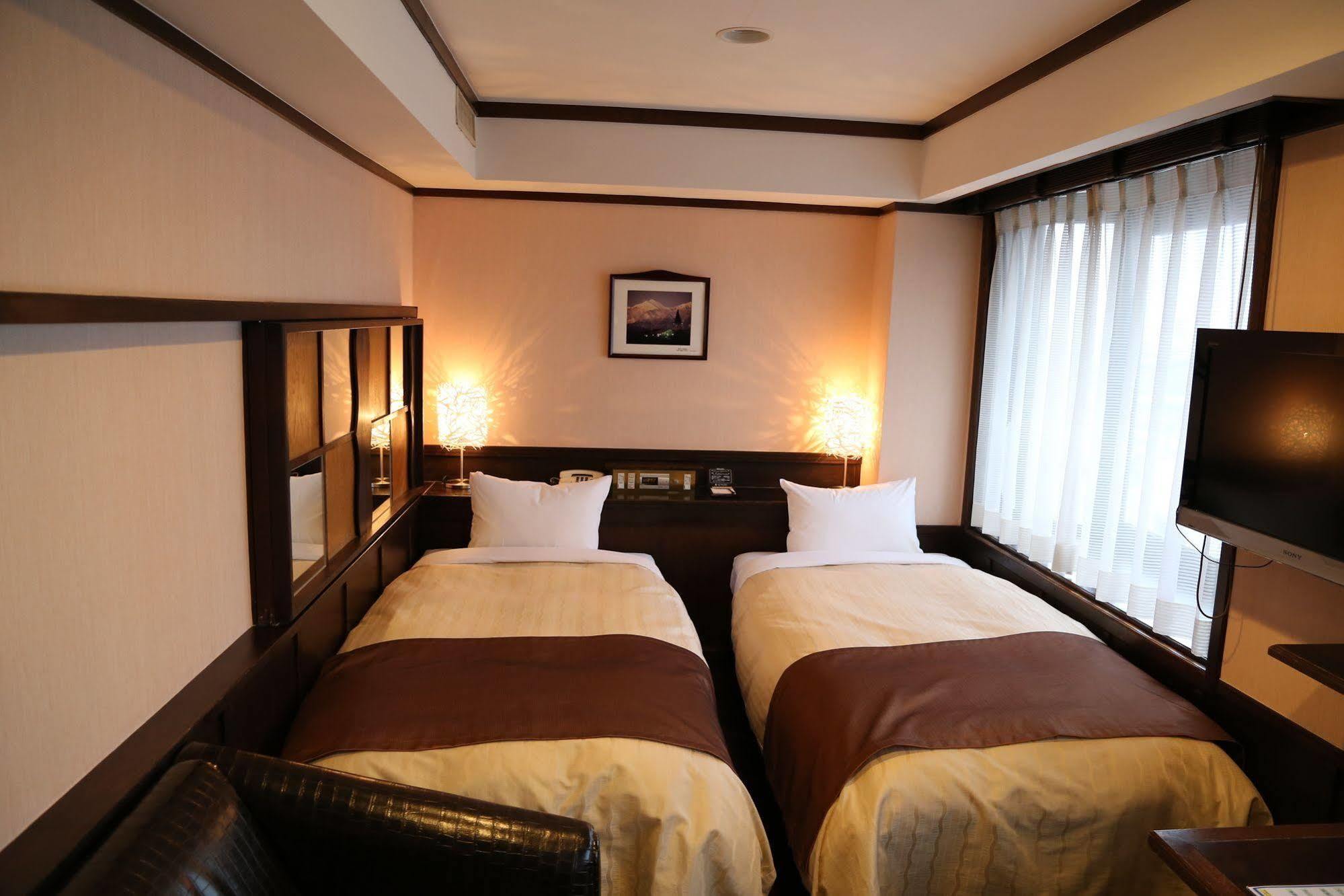 Hotel New Station Matsumoto Buitenkant foto